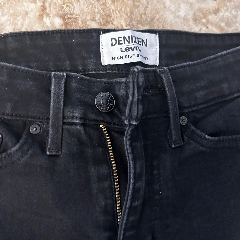 Levi’s skinny jeans